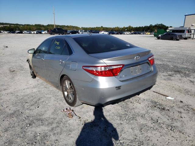 4T1BF1FK0GU220064 - 2016 TOYOTA CAMRY LE SILVER photo 3