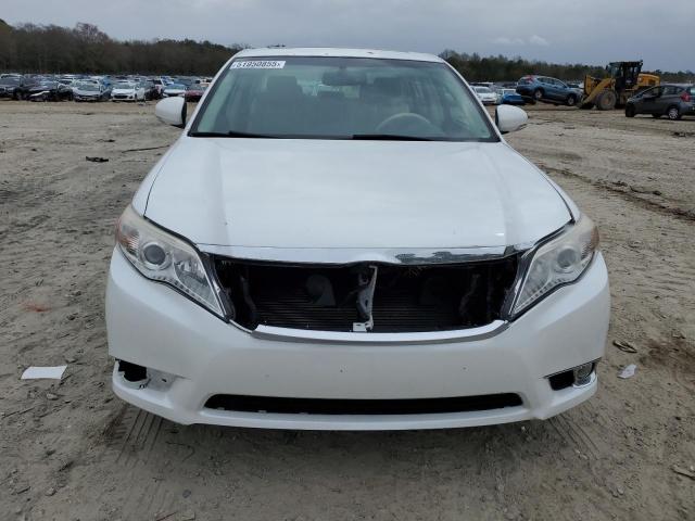 4T1BK3DB8BU418782 - 2011 TOYOTA AVALON BASE WHITE photo 5