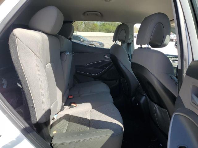5NMZTDLB2JH072161 - 2018 HYUNDAI SANTA FE S WHITE photo 11