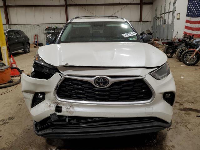 5TDGZRBH3MS547469 - 2021 TOYOTA HIGHLANDER XLE WHITE photo 5