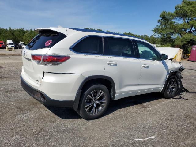 5TDKKRFH5GS505060 - 2016 TOYOTA HIGHLANDER XLE WHITE photo 3