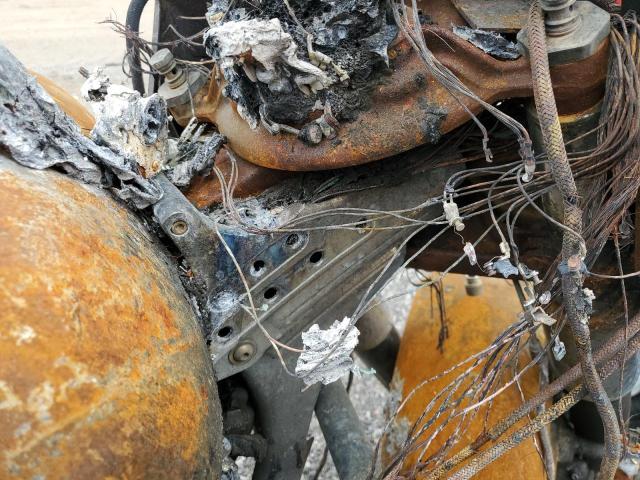 1HD1FCW131Y606639 - 2001 HARLEY-DAVIDSON FLHTCUI BURN photo 8