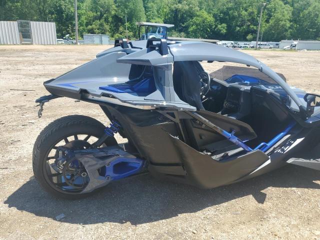 57XAARHB6M8142296 - 2021 POLARIS SLINGSHOT R BLUE photo 9