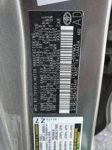 2T1KR32E26C614569 - 2006 TOYOTA COROLLA MA XR GRAY photo 12