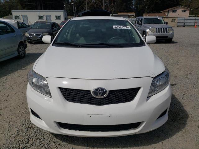 1NXBU4EEXAZ294201 - 2010 TOYOTA COROLLA BASE WHITE photo 5