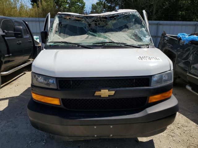 1GCWGAFPXN1260648 - 2022 CHEVROLET EXPRESS G2 WHITE photo 5