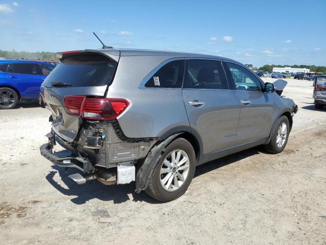 5XYPG4A52KG451861 - 2019 KIA SORENTO LX SILVER photo 3