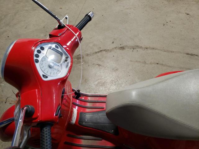 ZAPM459L095009134 - 2009 VESPA GTS 250 RED photo 5