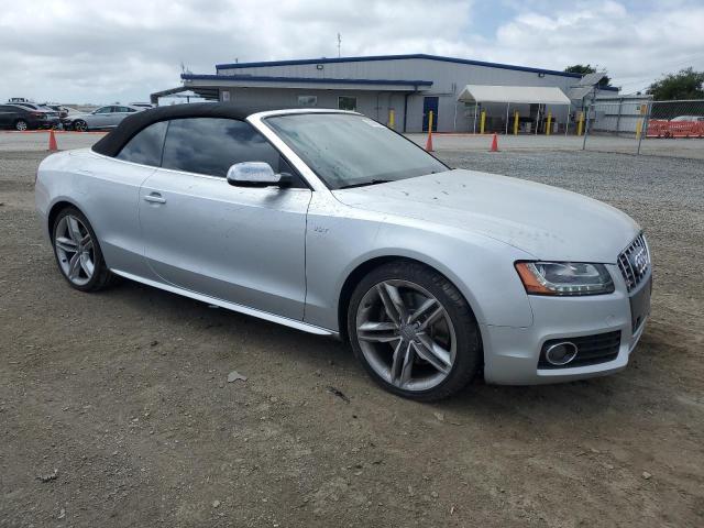 WAUVGAFH9BN005270 - 2011 AUDI S5 PRESTIGE 银色 照片 4
