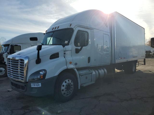 3ALAGGDV3FSGF2236 - 2015 FREIGHTLINER CASCADIA 1 WHITE photo 2