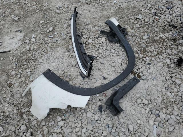 5TDJKRFH4GS260277 - 2016 TOYOTA HIGHLANDER XLE WHITE photo 13