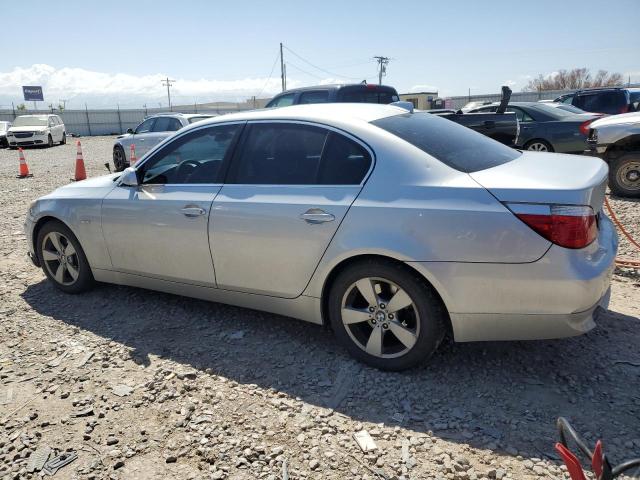 WBANF33556CB86753 - 2006 BMW 525 XI SILVER photo 2