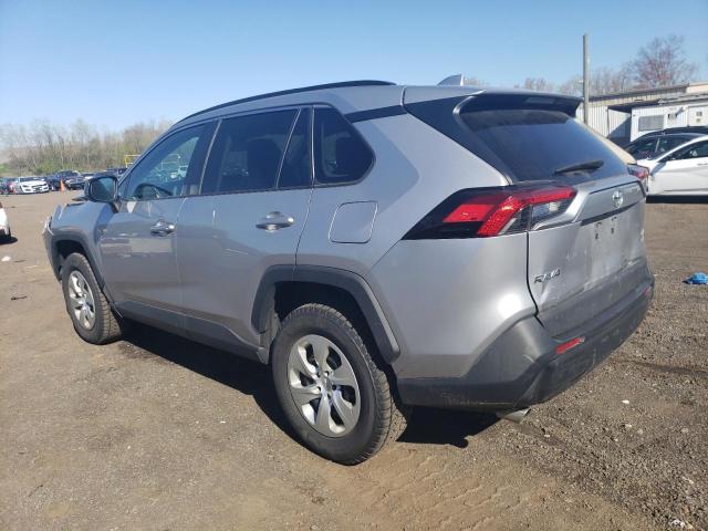 2T3F1RFV4KC013834 - 2019 TOYOTA RAV4 LE SILVER photo 2