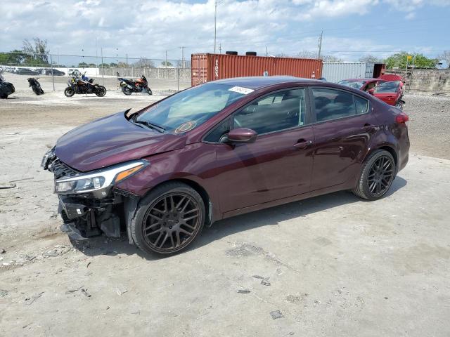 3KPFK4A70JE258499 - 2018 KIA FORTE LX PURPLE photo 1