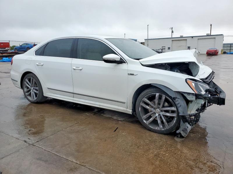 1VWDT7A39HC074471 - 2017 VOLKSWAGEN PASSAT R-LINE თეთრი ფოტო 4