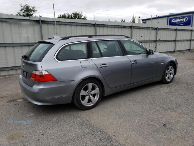 WBANN73527CN03820 - 2007 BMW 530 XIT GRAY photo 3