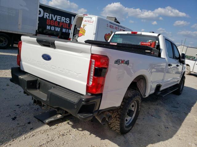 1FT8W3BT6PEC09752 - 2023 FORD F350 SUPER DUTY WHITE photo 3