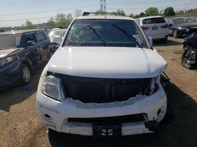 5N1AR18B78C648303 - 2008 NISSAN PATHFINDER S WHITE photo 5