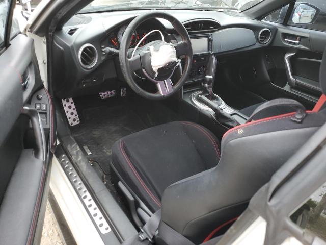 JF1ZNAA14F8703705 - 2015 TOYOTA SCION FR-S 白色 照片 8
