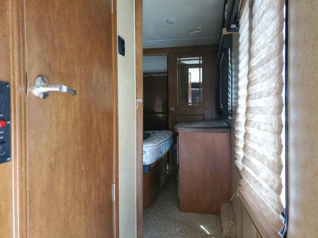 4X4FXLP37D5156739 - 2013 XLR CAMPER TWO TONE photo 8