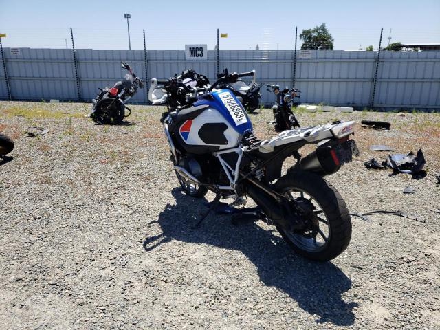 WB10J5308KZF78321 - 2019 BMW R 1250 GS ADVENTURE BLUE photo 3