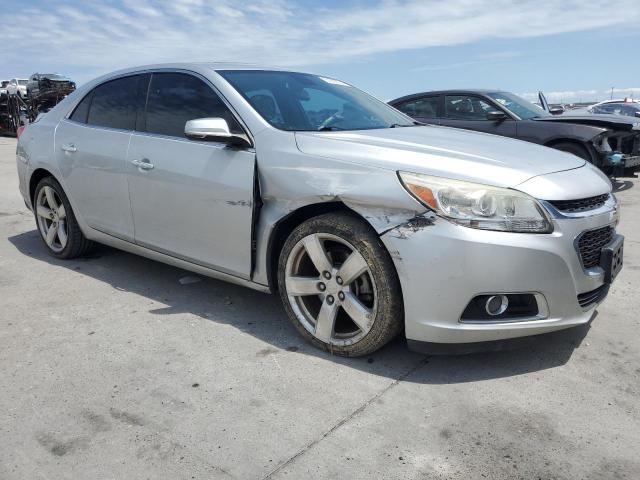 1G11G5SX5FF332716 - 2015 CHEVROLET MALIBU LTZ ვერცხლისფერი ფოტო 4