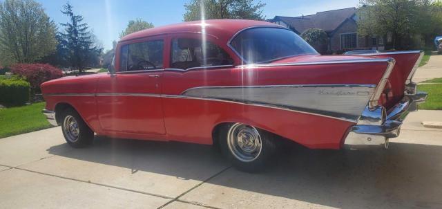 B57J239009 - 1957 CHEVROLET CAR RED photo 3