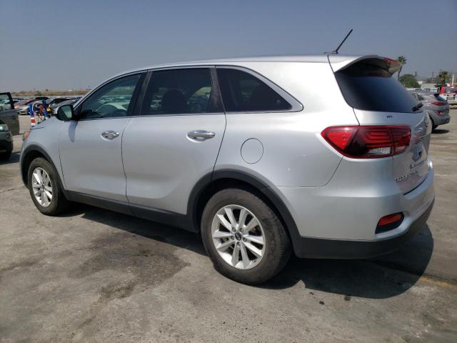 5XYPGDA54KG488698 - 2019 KIA SORENTO LX SILVER photo 2