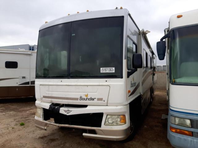 1F6NF53Y760A04836 - 2006 FLEE MOTORHOME SUPER DUTY STRIPPED CHASSIS WHITE photo 2