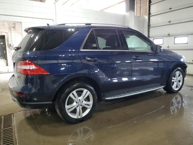 4JGDA5HB5EA368320 - 2014 MERCEDES-BENZ ML 350 4MATIC BLUE photo 3