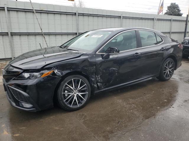 4T1G11AKXRU198427 - 2024 TOYOTA CAMRY SE NIGHT SHADE BLACK photo 1