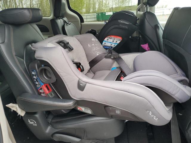 2C4RC1BG6JR211385 - 2018 CHRYSLER PACIFICA TOURING L SILVER photo 11