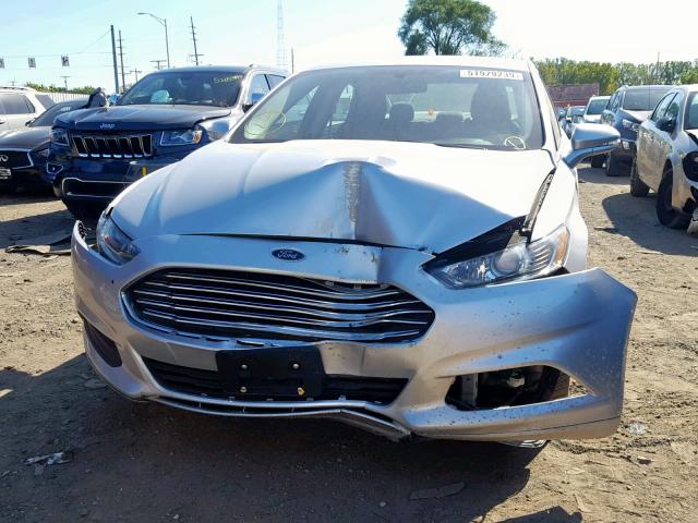 3FA6P0H72FR165053 - 2015 FORD FUSION SE  photo 9