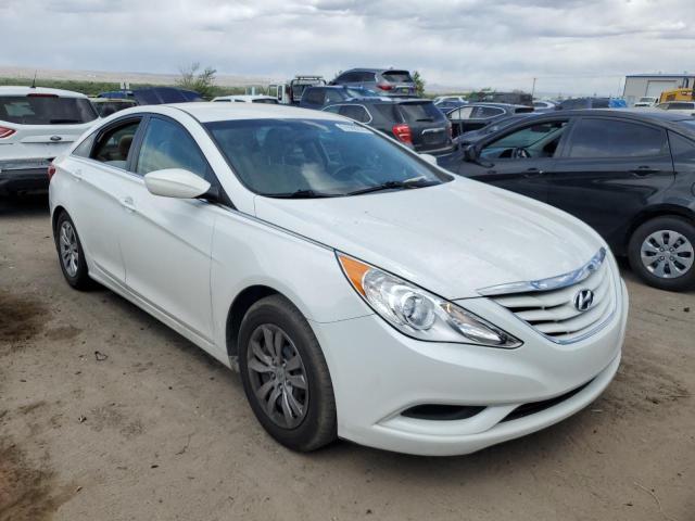 5NPEB4AC8CH483437 - 2012 HYUNDAI SONATA GLS WHITE photo 4