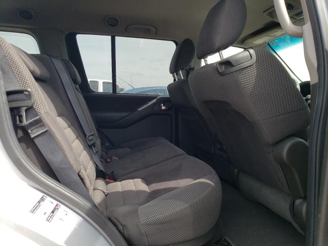 5N1AR1NB5AC628920 - 2010 NISSAN PATHFINDER S SILVER photo 11