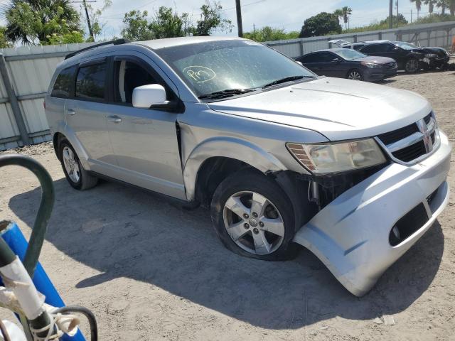 3D4PG5FV2AT232858 - 2010 DODGE JOURNEY SXT SILVER photo 4