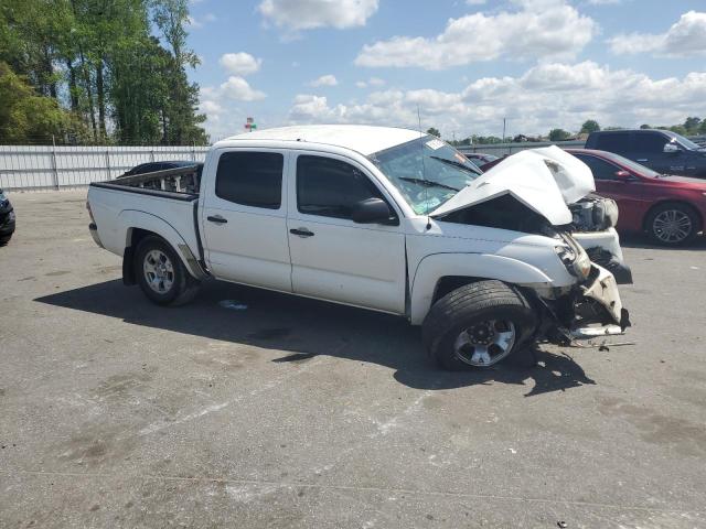 5TFJU4GN7DX045614 - 2013 TOYOTA TACOMA DOUBLE CAB PRERUNNER WHITE photo 4