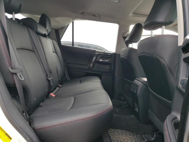 JTEBU5JR3L5800057 - 2020 TOYOTA 4RUNNER SR5/SR5 PREMIUM 白色 照片 11