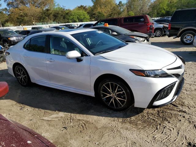 4T1T11AK3RU872609 - 2024 TOYOTA CAMRY SE NIGHT SHADE WHITE photo 4