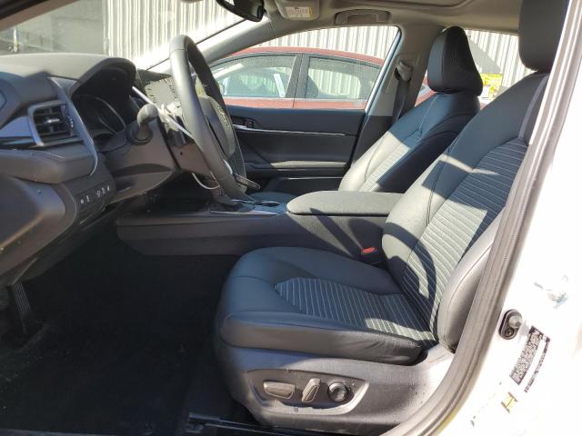 4T1T11AK3RU872609 - 2024 TOYOTA CAMRY SE NIGHT SHADE WHITE photo 7