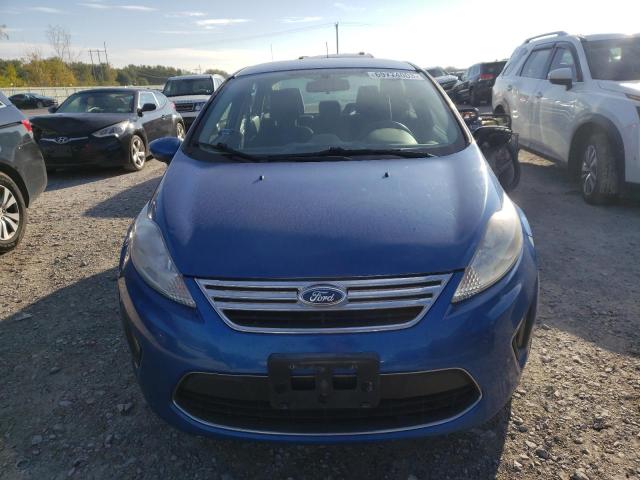 3FADP4BJ7BM146735 - 2011 FORD FIESTA SE BLUE photo 5