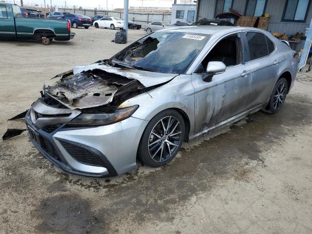 4T1G11AK6RU859192 - 2024 TOYOTA CAMRY SE NIGHT SHADE SILVER photo 1