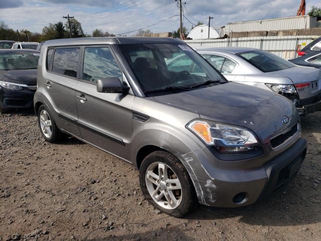 KNDJT2A21B7226193 - 2011 KIA SOUL + SILVER photo 4