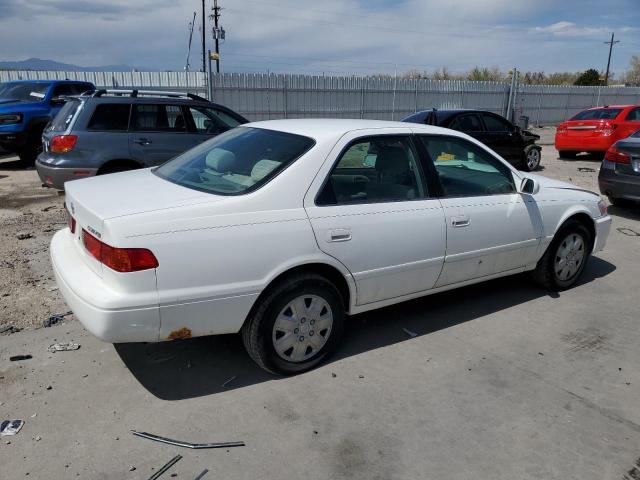 4T1BG22K61U870176 - 2001 TOYOTA CAMRY CE WHITE photo 3