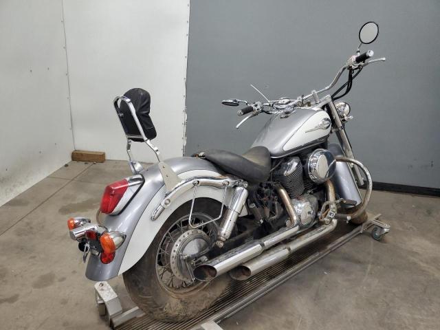 JH2RC44621M451680 - 2001 HONDA VT750 CD2 银色 照片 4
