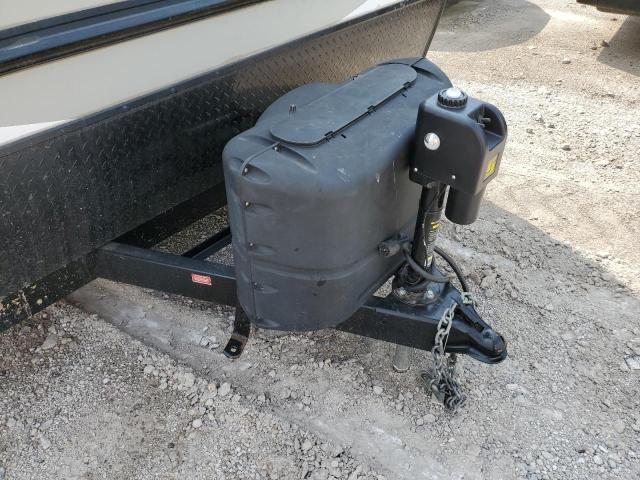 4YDT1712XJK416093 - 2018 KEYSTONE PASSPORT WHITE photo 8