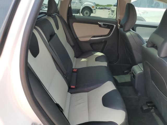 YV440MDR9H2059434 - 2017 VOLVO XC60 T5 DYNAMIC თეთრი ფოტო 10