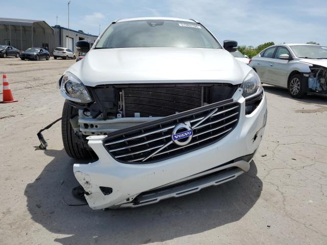 YV440MDR9H2059434 - 2017 VOLVO XC60 T5 DYNAMIC WHITE photo 5