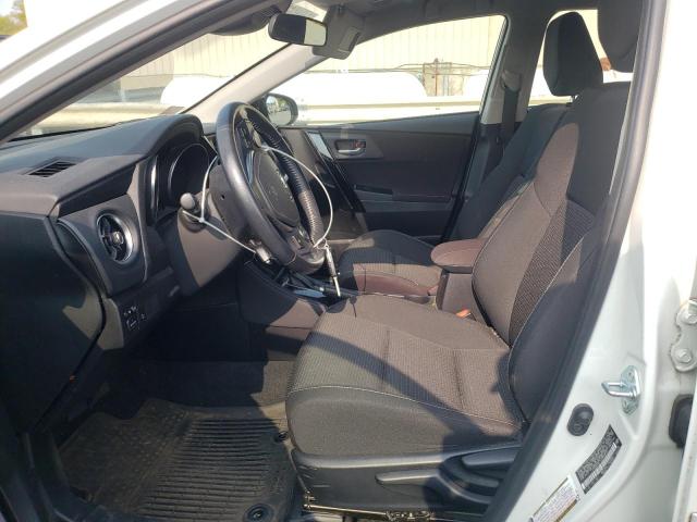 JTNKARJE7JJ558925 - 2018 TOYOTA COROLLA IM WHITE photo 7