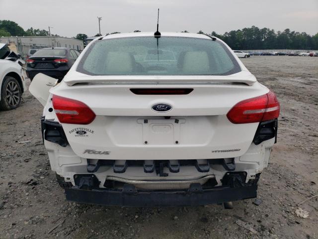 1FADP3J23JL323642 - 2018 FORD FOCUS TITANIUM WHITE photo 6